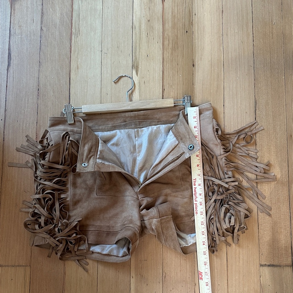 Fully Lined Tan Suede Fringe Shorts - Picture 4 of 6